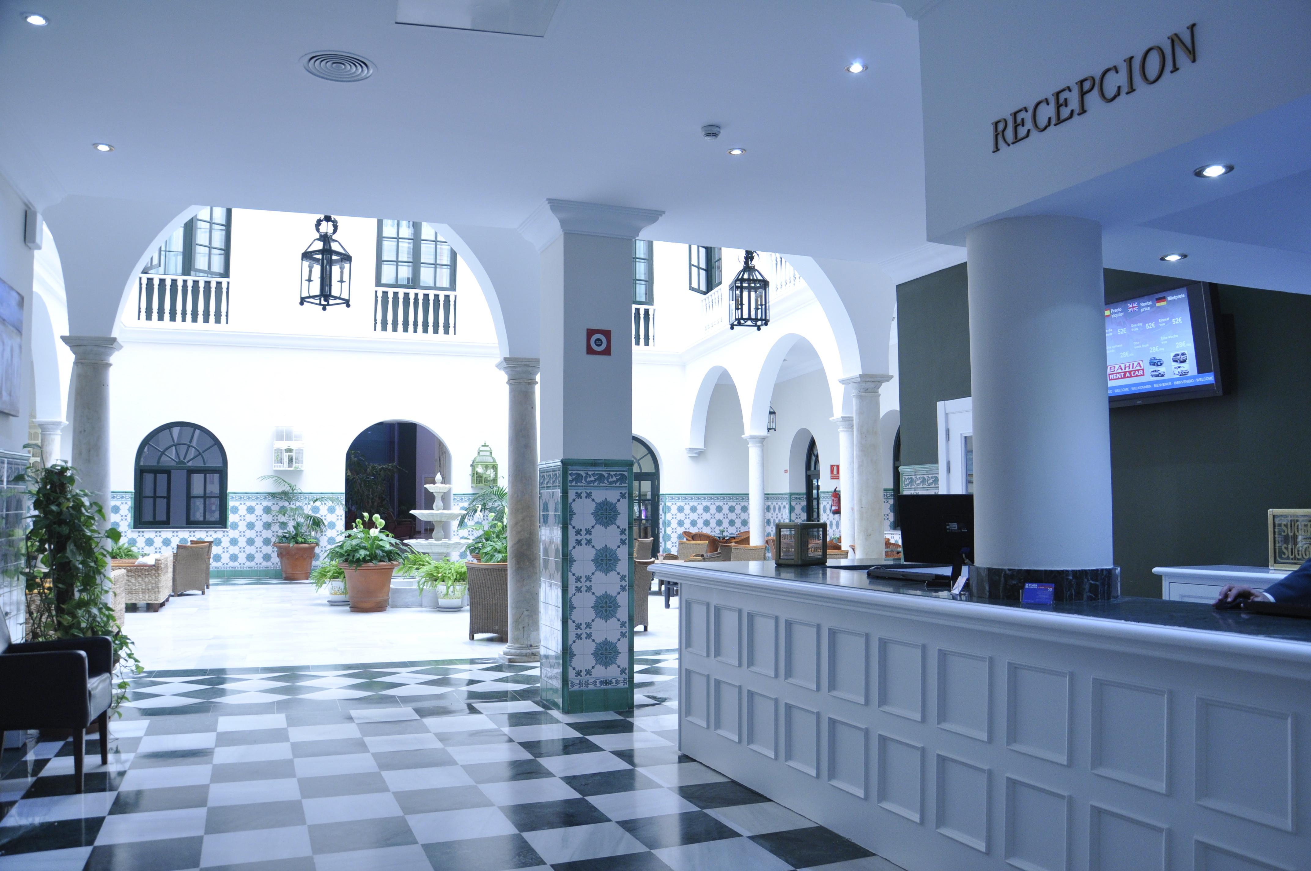 Senator Cadiz Hotel Exterior photo