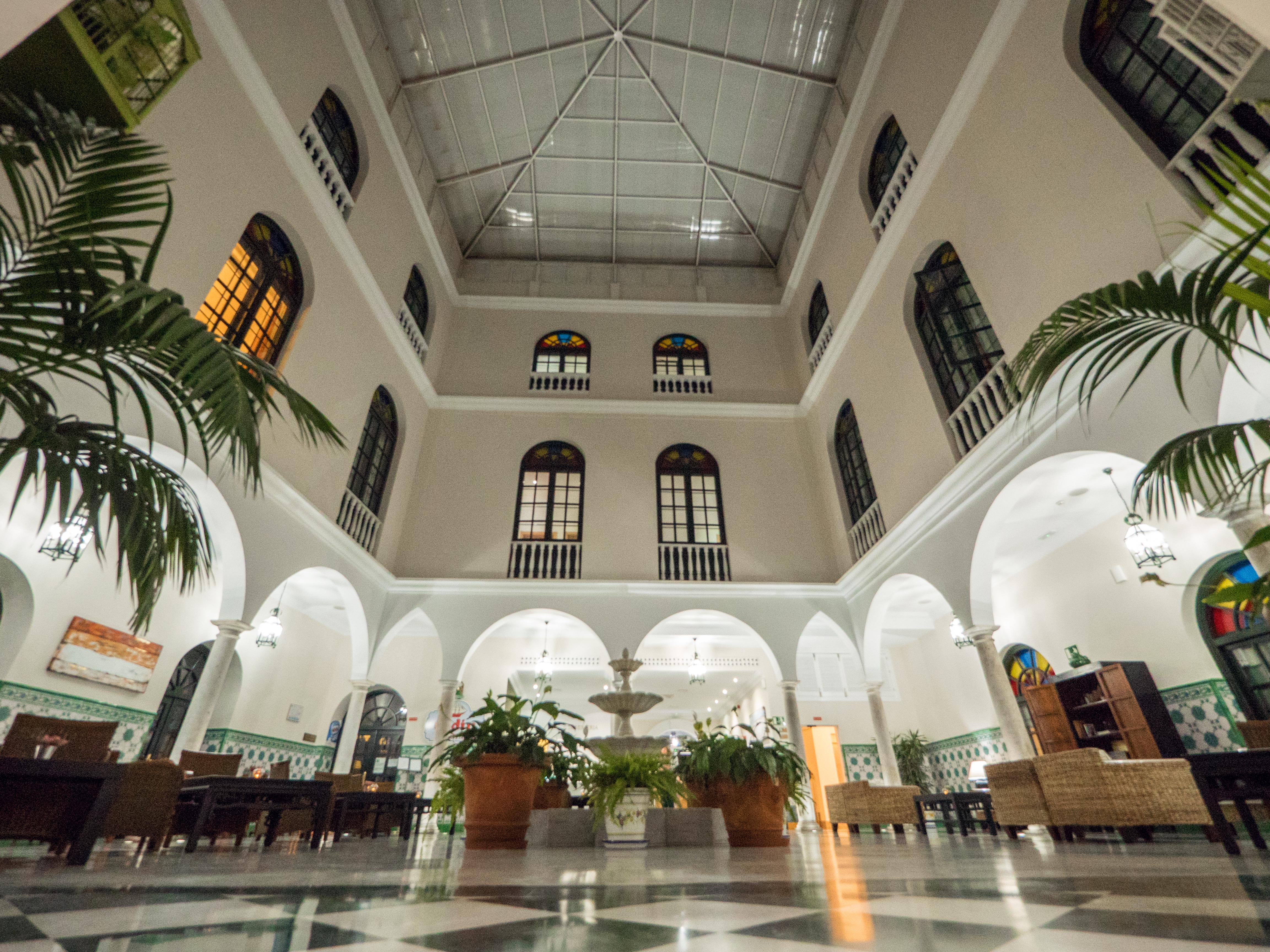 Senator Cadiz Hotel Exterior photo